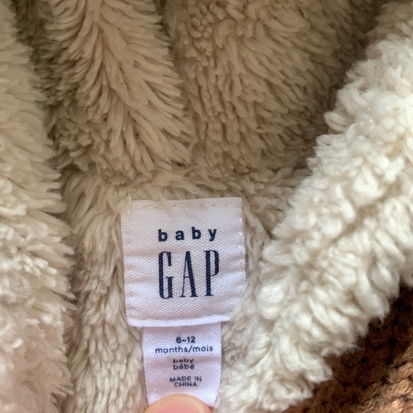Baby Gap lined sweater jacket - Picture 2 of 3